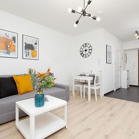 Elegancki Apartment Z Parkingiem By Noclegi Renters Warszawa Eksteriør billede